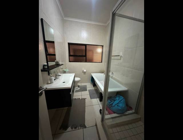 2 BEDROOM PROPERTY TO RENT IN GREENSTONE HILL